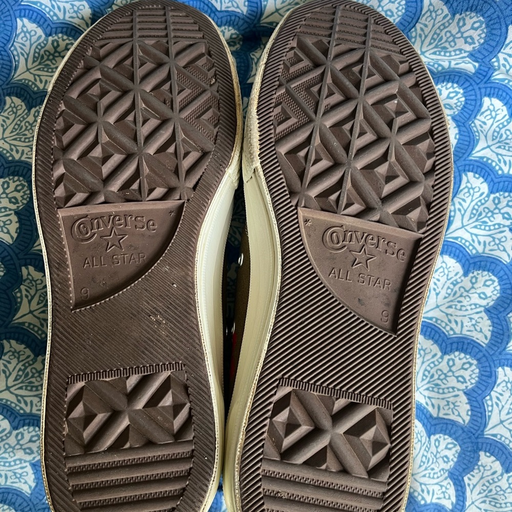 Comme des Garcons Play x Chuck 70 Hi Top 'Multi Heart' Olive M9/ W11 - Picture 9 of 9